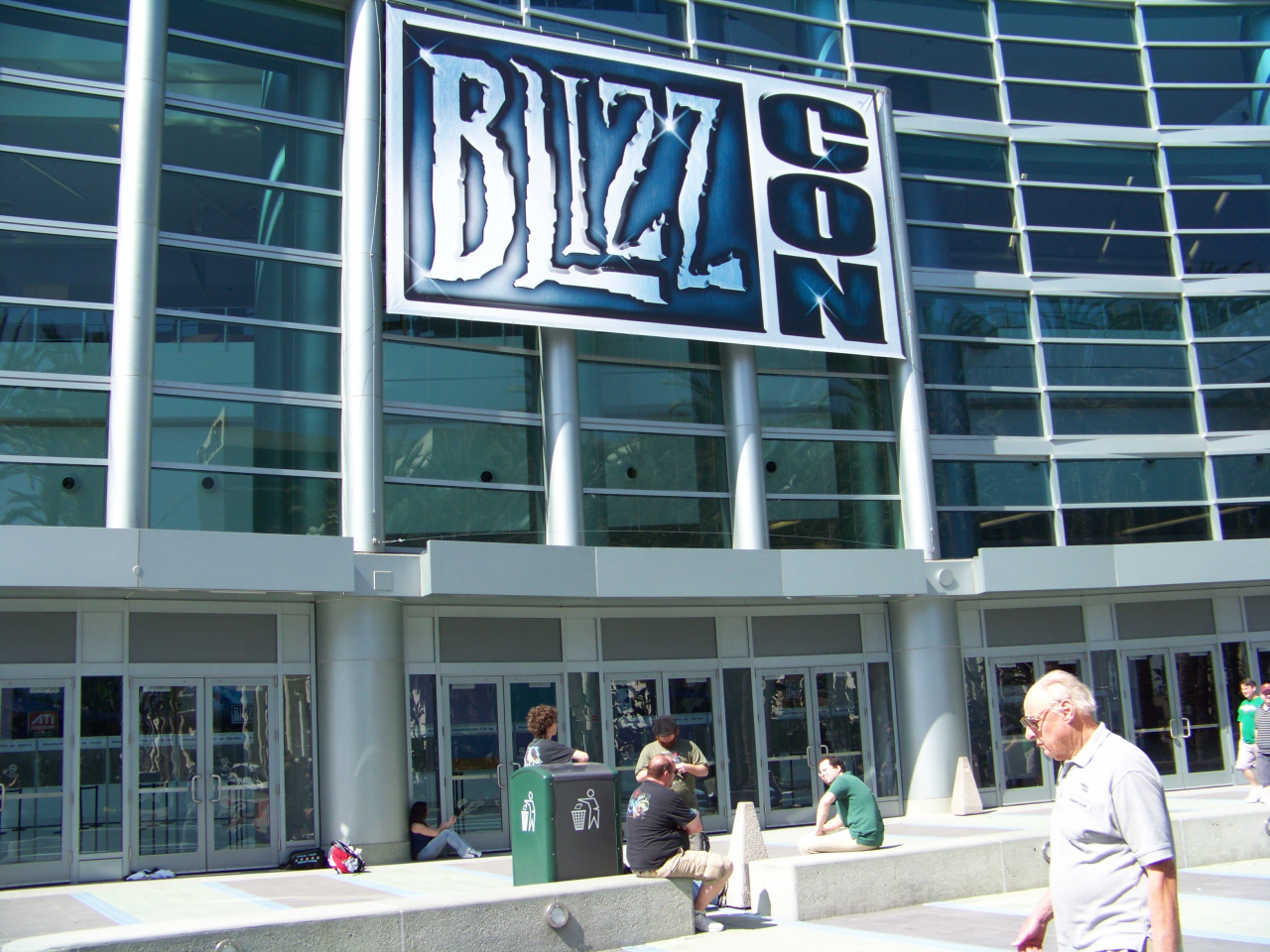 Welcome to BlizzCon - Attendees Camping Out